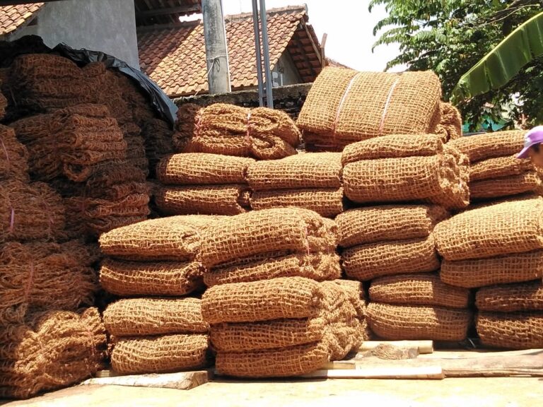 membuat cocomesh sabut kelapa