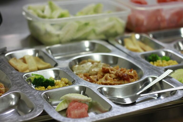 Evaluasi efektivitas jadwal distribusi