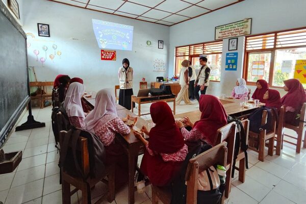Pemantauan Status Gizi Siswa Kunci Menuju Generasi Sehat pemantauan status gizi siswa