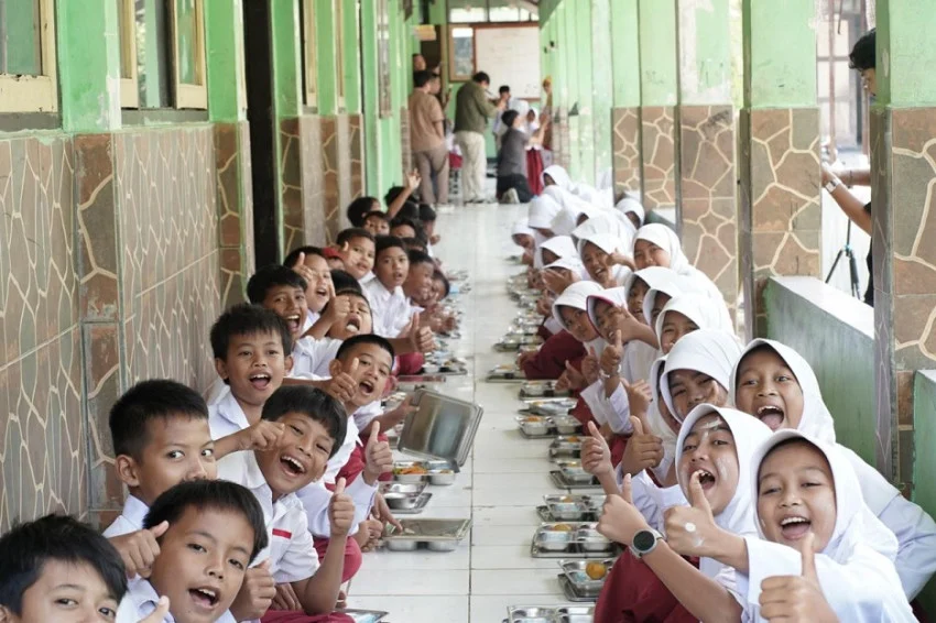 pelibatan orang tua dalam program gizi sekolah
