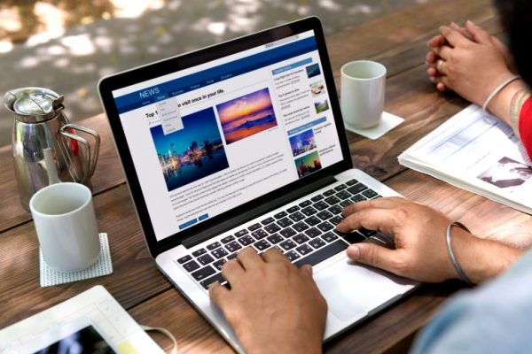 prediksi budget pembuatan artikel