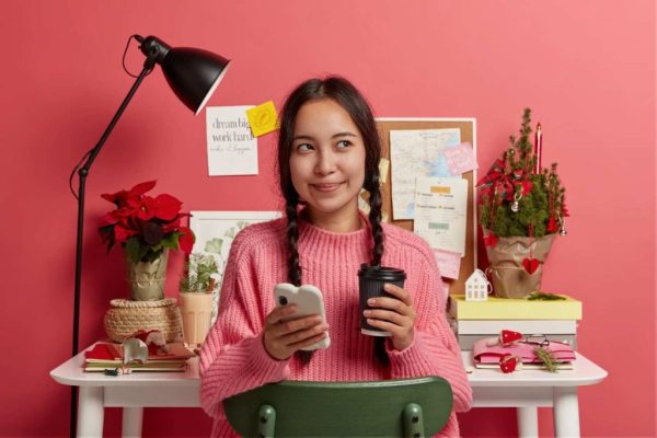 bisnis konten berbasis platform