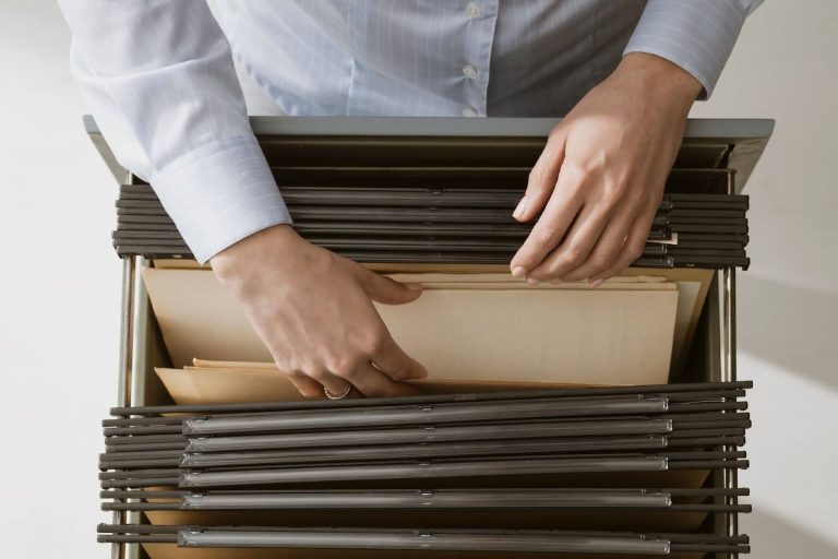 Cara Pengelolaan Arsip Kantor Lama yang Efisien