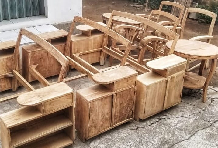 Alat Pertukangan Kayu Modern