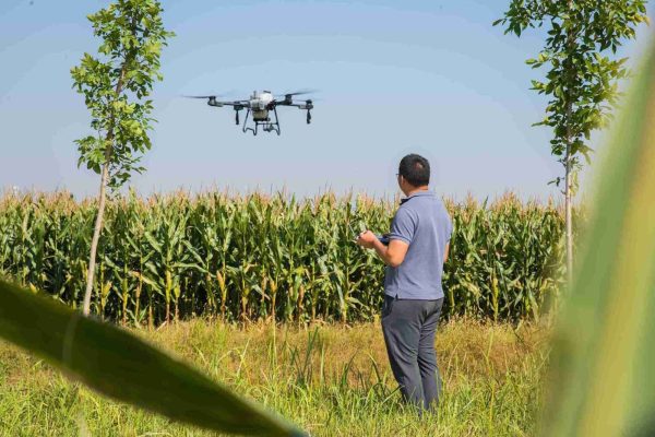 Drone Penyemprot Pupuk Cair
